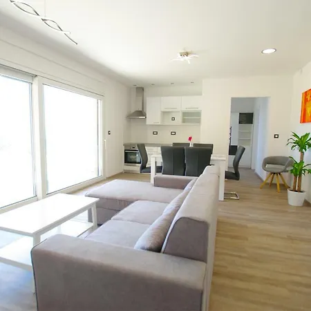 Apartment Superb Seaview A4+2 Id:240